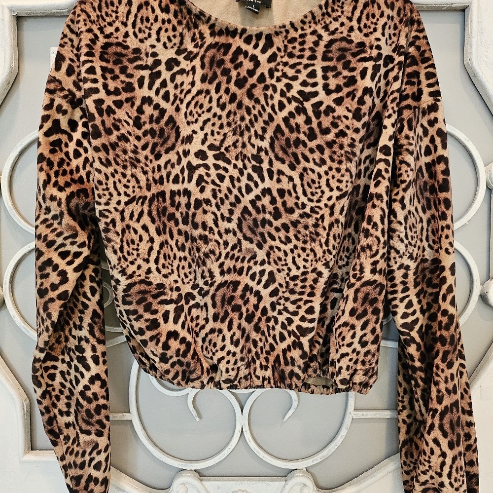 Nwot Leopard Print Women's Top (X3) - Picture 5 of 5